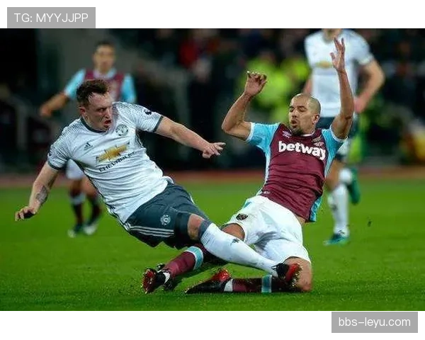 判罚标准：从接触强度到优势判断的裁判尺度