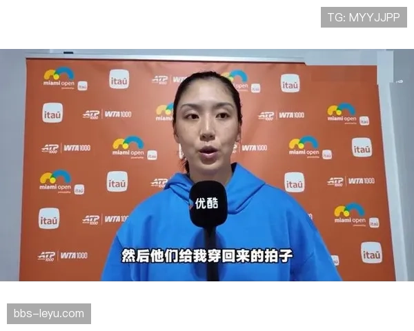 王欣瑜上场冷得像判官，下场刷卡像逛街博主，反差把我磕晕了