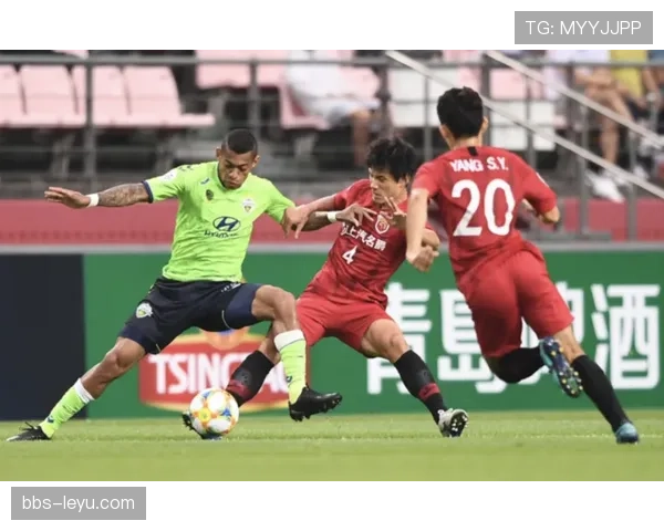 故意手球判罚为何难以统一标准引发争议？